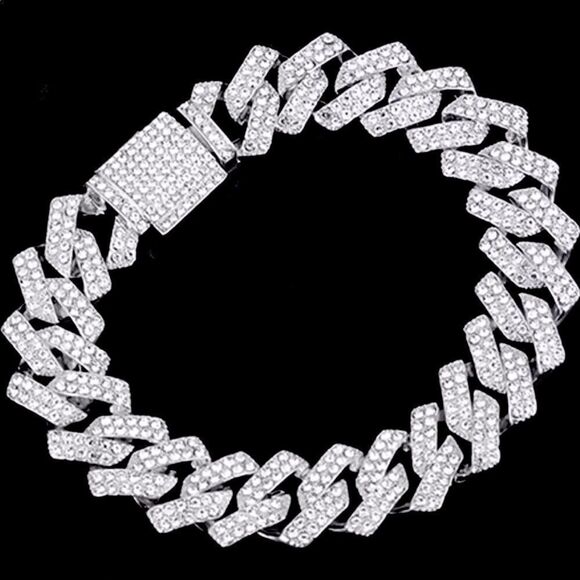 💕Iced
Out Cuban Link Bracelet  - Picture 2 of 6